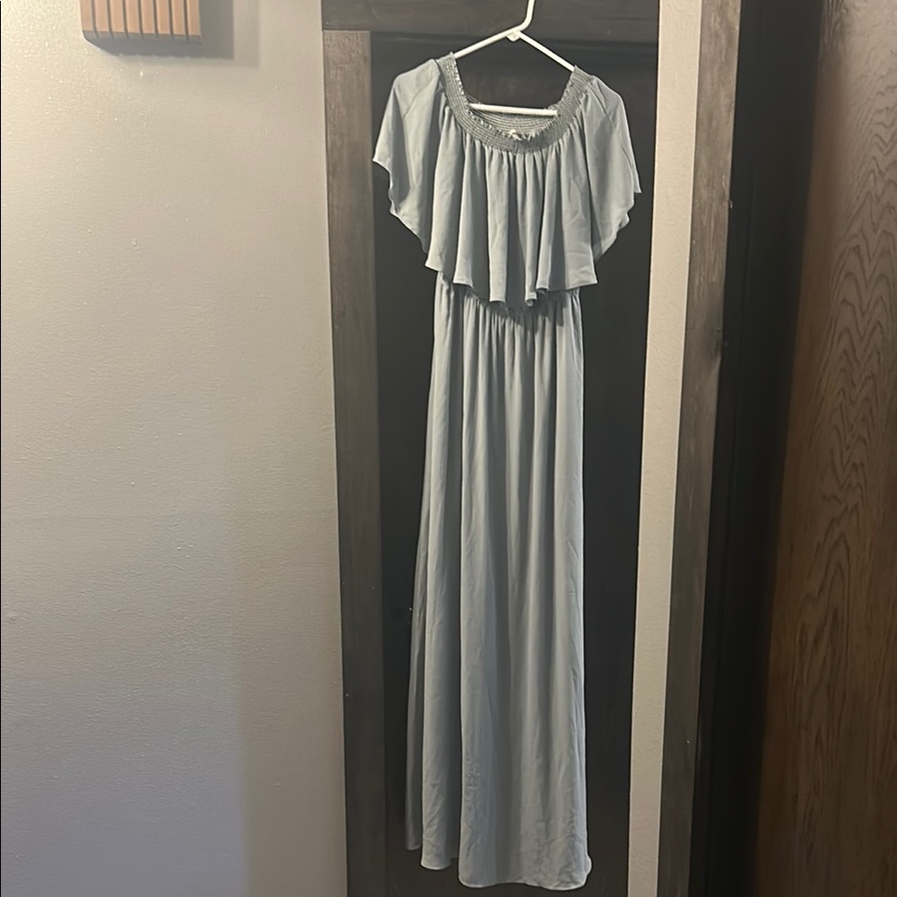 Elegant Light Gray Maxi Dress